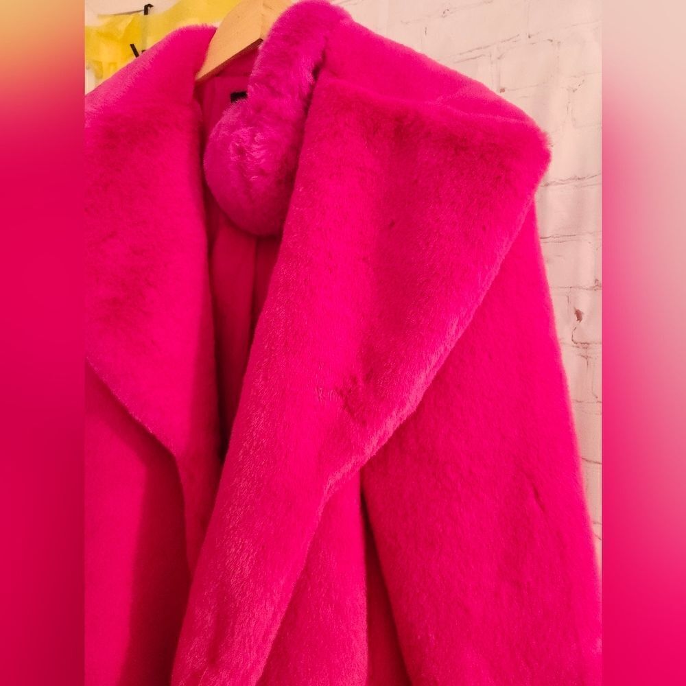 NWT House of Harlow 1960 Fuchsia Ultra Soft Faux Fur Sz. XS Bonus Ear Muffs! - Picture 8 of 11
